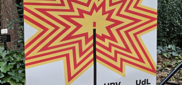 Arriba la flama del Correllengua Universitari a Tarragona